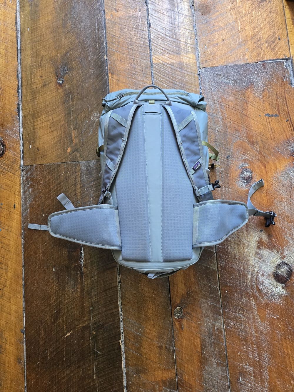 Patagonia Terravia 28L Size Small - Picture 4 of 7